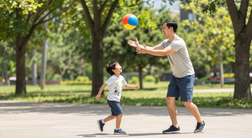 Pai brincando ativamente com filho estimulando atividade física na infância Pai brincando ativamente com filho estimulando atividade física na infância